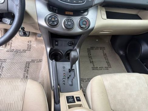 Used 2010 Toyota RAV4 2WD image 13
