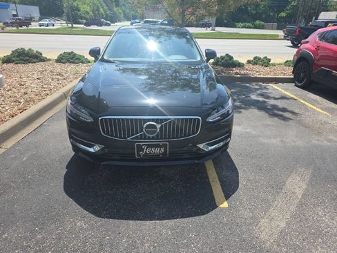 Used 2018 Volvo S90 T6 Inscription AWD/4WD image 2