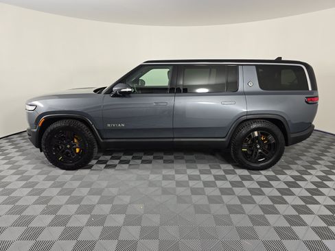 Used 2023 Rivian R1S Adventure AWD/4WD image 2