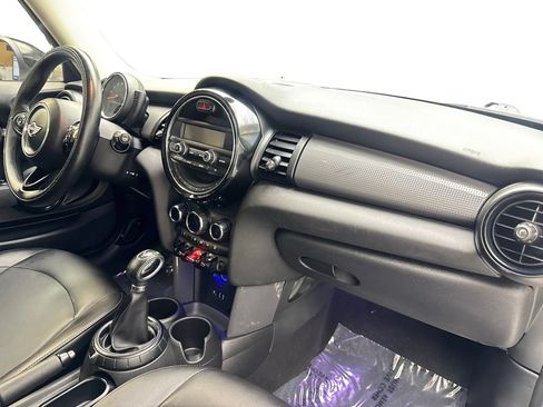 Used 2016 MINI Cooper 2-Door Hardtop FWD image 47