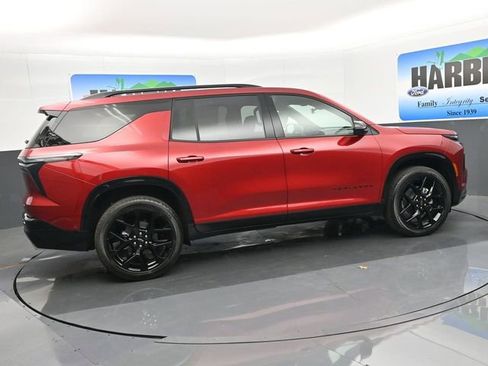 New 2026 Chevrolet Traverse RS w/ LPO, Floor Liner Package image 6