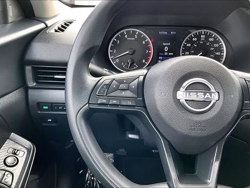 Certified 2025 Nissan Sentra S FWD image 11