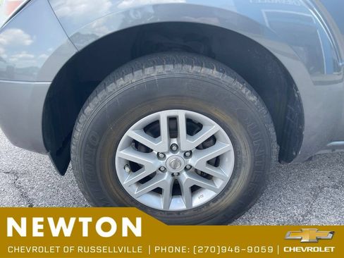 Used 2016 Nissan Frontier SV AWD/4WD image 18