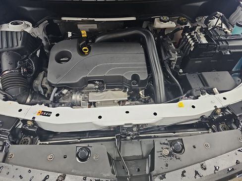 Used 2025 Chevrolet Equinox LT FWD image 28