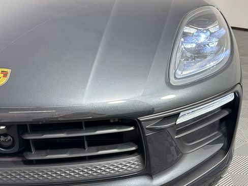 Certified 2026 Porsche Macan AWD/4WD image 11