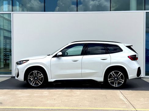 New 2025 BMW X1 xDrive28i w/ Technology Package image 8