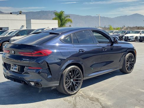 Used 2024 BMW X6 xDrive40i w/ M Sport Professional Package AWD/4WD image 3