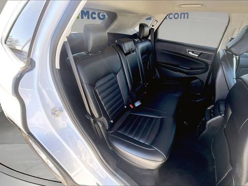 Used 2024 Ford Edge SEL image 25