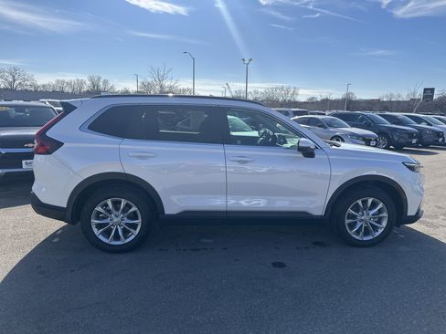Certified 2024 Honda CR-V EX-L image 3