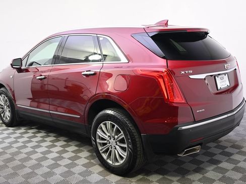 Used 2017 Cadillac XT5 Luxury w/ Driver Awareness Package AWD/4WD image 3