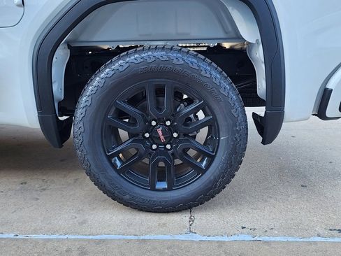 New 2026 GMC Sierra 1500 Elevation image 51