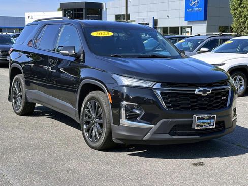 Used 2023 Chevrolet Traverse RS AWD/4WD image 5