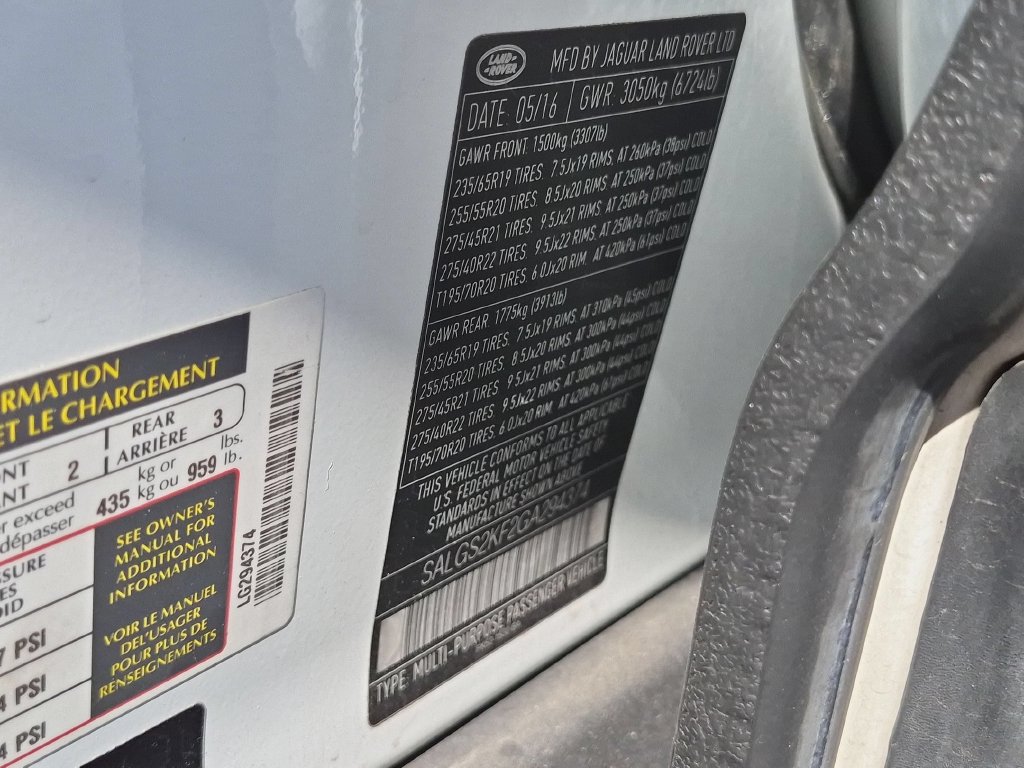 Used 2016 Land Rover Range Rover HSE AWD/4WD image 29