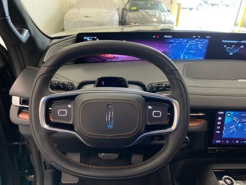 New 2026 Lincoln Navigator Black Label image 29
