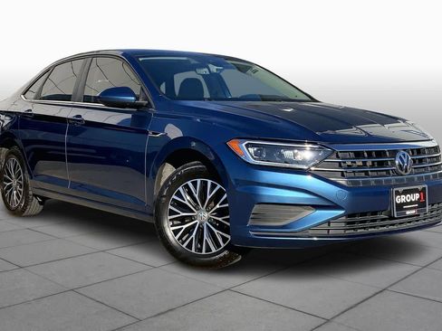 Used 2019 Volkswagen Jetta SEL image 2