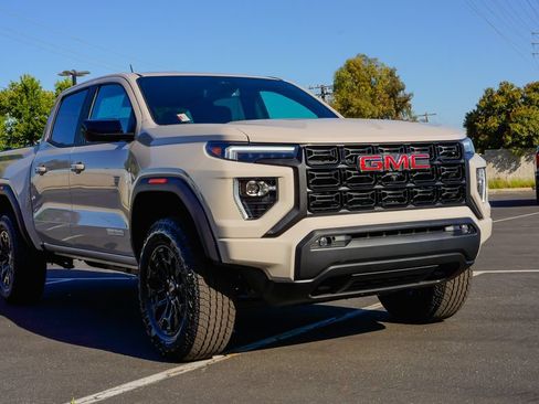 New 2026 GMC Canyon Elevation w/ Convenience Package RWD image 5