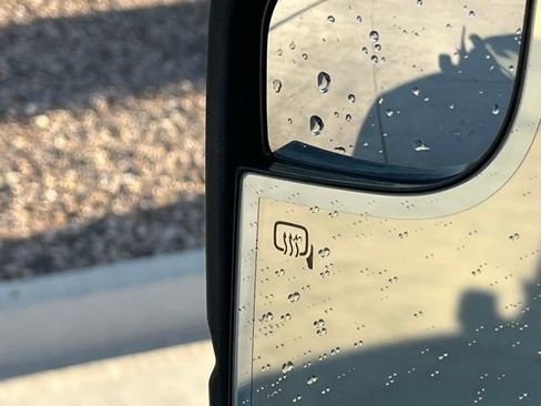 Used 2016 Ford F150 XLT w/ Equipment Group 302A Luxury AWD/4WD image 19