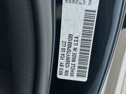 Used 2023 RAM 1500 Big Horn AWD/4WD image 12