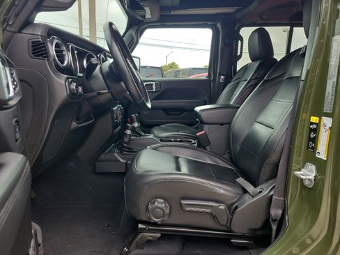 Used 2021 Jeep Wrangler Unlimited Sahara image 11