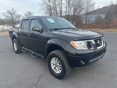 Used 2017 Nissan Frontier SV w/ SV Value Truck Package image 1