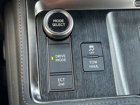 Used 2025 Lexus GX 550 AWD/4WD image 36