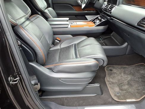 Certified 2023 Lincoln Navigator L Black Label AWD/4WD image 6