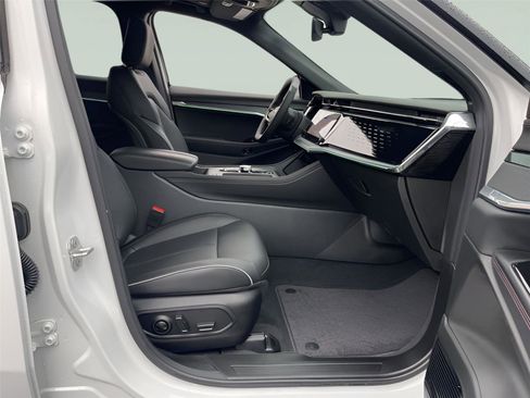 Used 2025 Jeep Wagoneer S Limited image 27