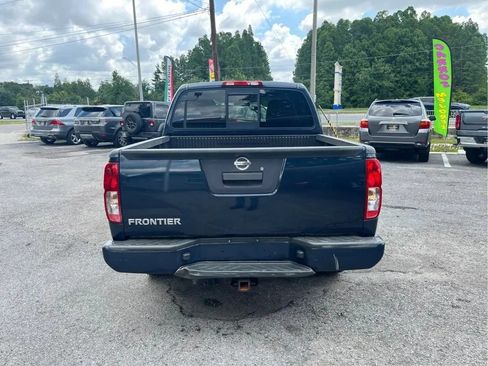 Used 2015 Nissan Frontier Desert Runner RWD image 5