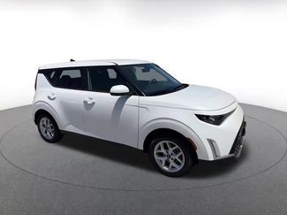 Used 2025 Kia Soul LX w/ LX Technology Package FWD video 2