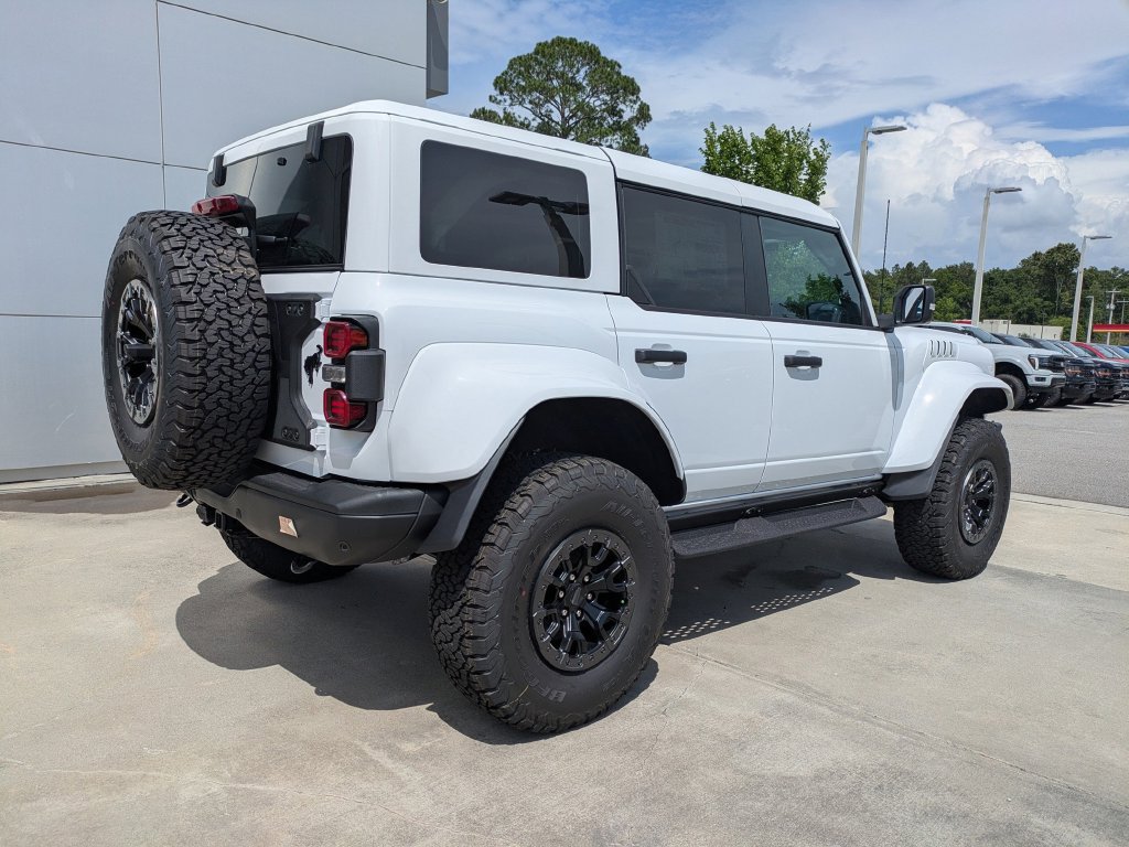 New 2026 Ford Bronco Raptor w/ Interior Carbon Fiber Pack AWD/4WD image 4