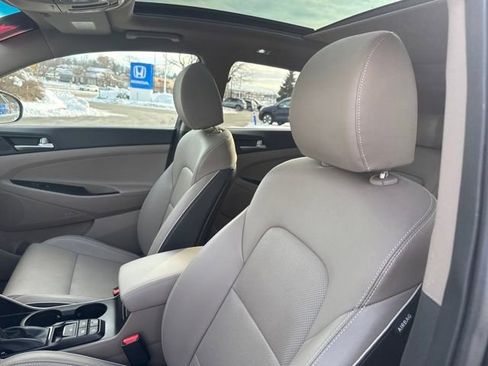 Used 2019 Hyundai Tucson Ultimate w/ Cargo Package image 12