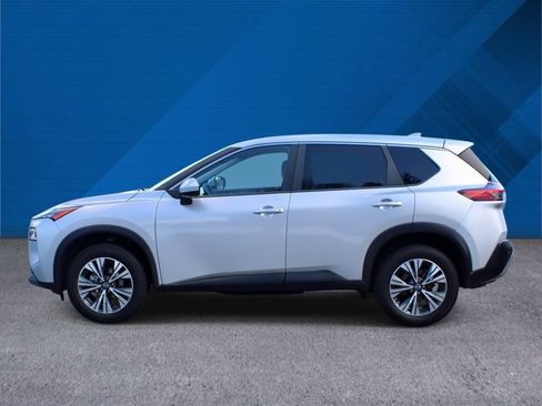 Used 2023 Nissan Rogue SV AWD/4WD image 5