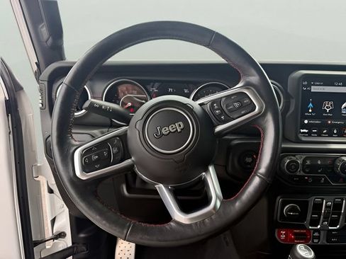 Used 2020 Jeep Gladiator Rubicon AWD/4WD image 16