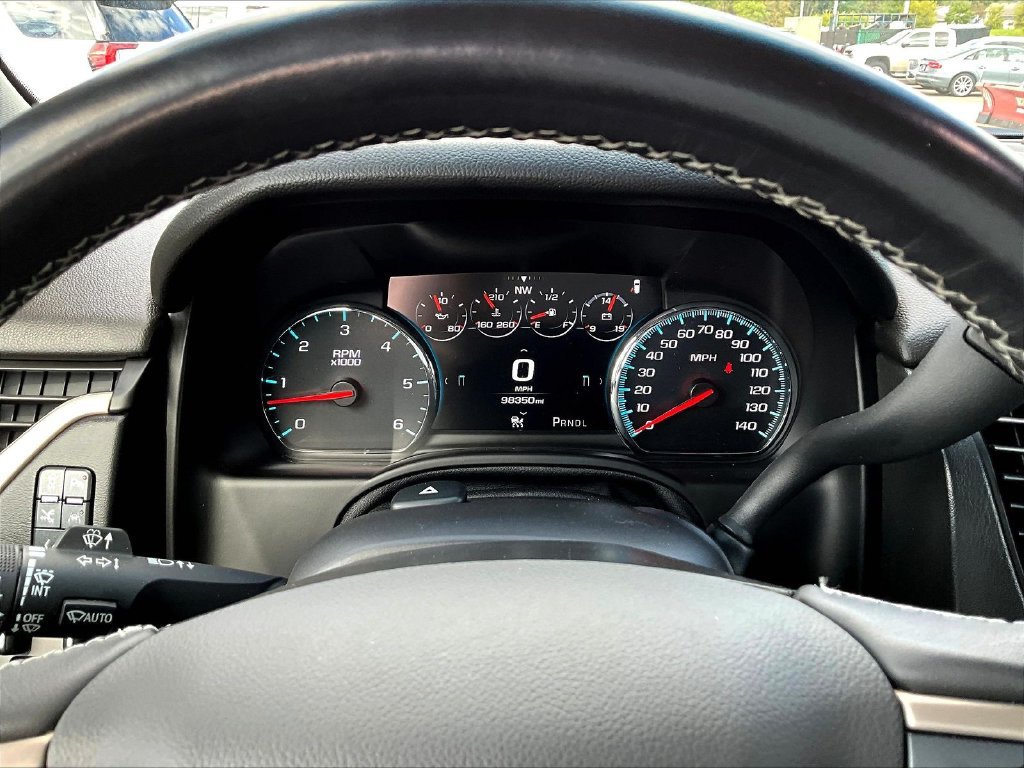 Used 2019 GMC Yukon Denali w/ Denali Ultimate Black Edition AWD/4WD image 15