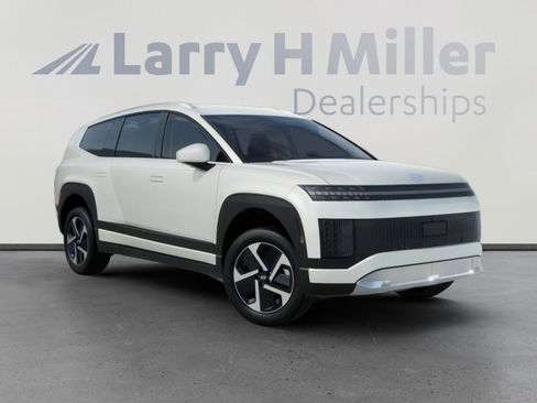 New 2026 Hyundai Ioniq 9 S image 2