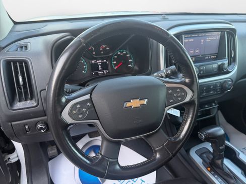 Used 2021 Chevrolet Colorado LT w/ Fleet Safety Package RWD image 10