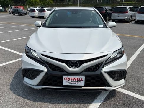 Used 2024 Toyota Camry XSE FWD image 9