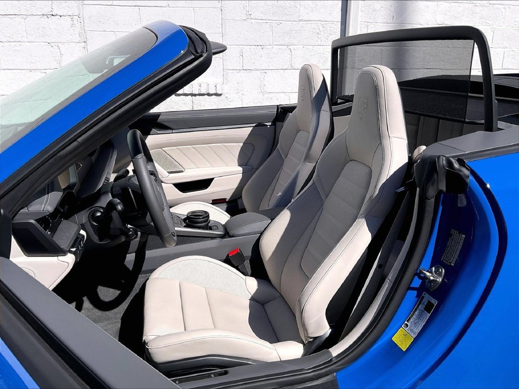 Certified 2026 Porsche 911 Carrera S RWD image 5