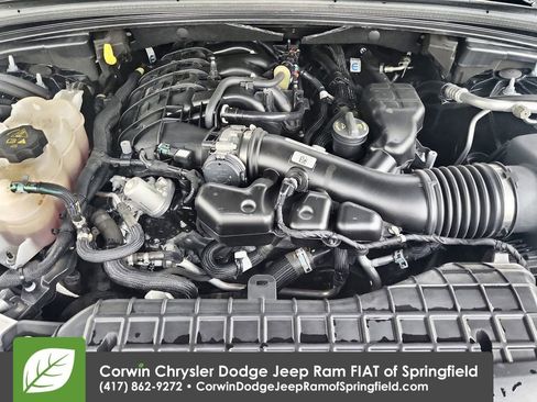 Used 2023 Jeep Grand Cherokee Altitude image 35