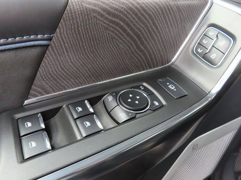 Used 2025 Ford F450 Platinum image 77