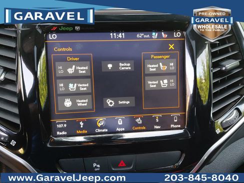 Used 2019 Jeep Cherokee Overland AWD/4WD image 12