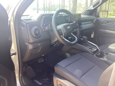 New 2026 Chevrolet Colorado W/T w/ WT Custom Package RWD image 11