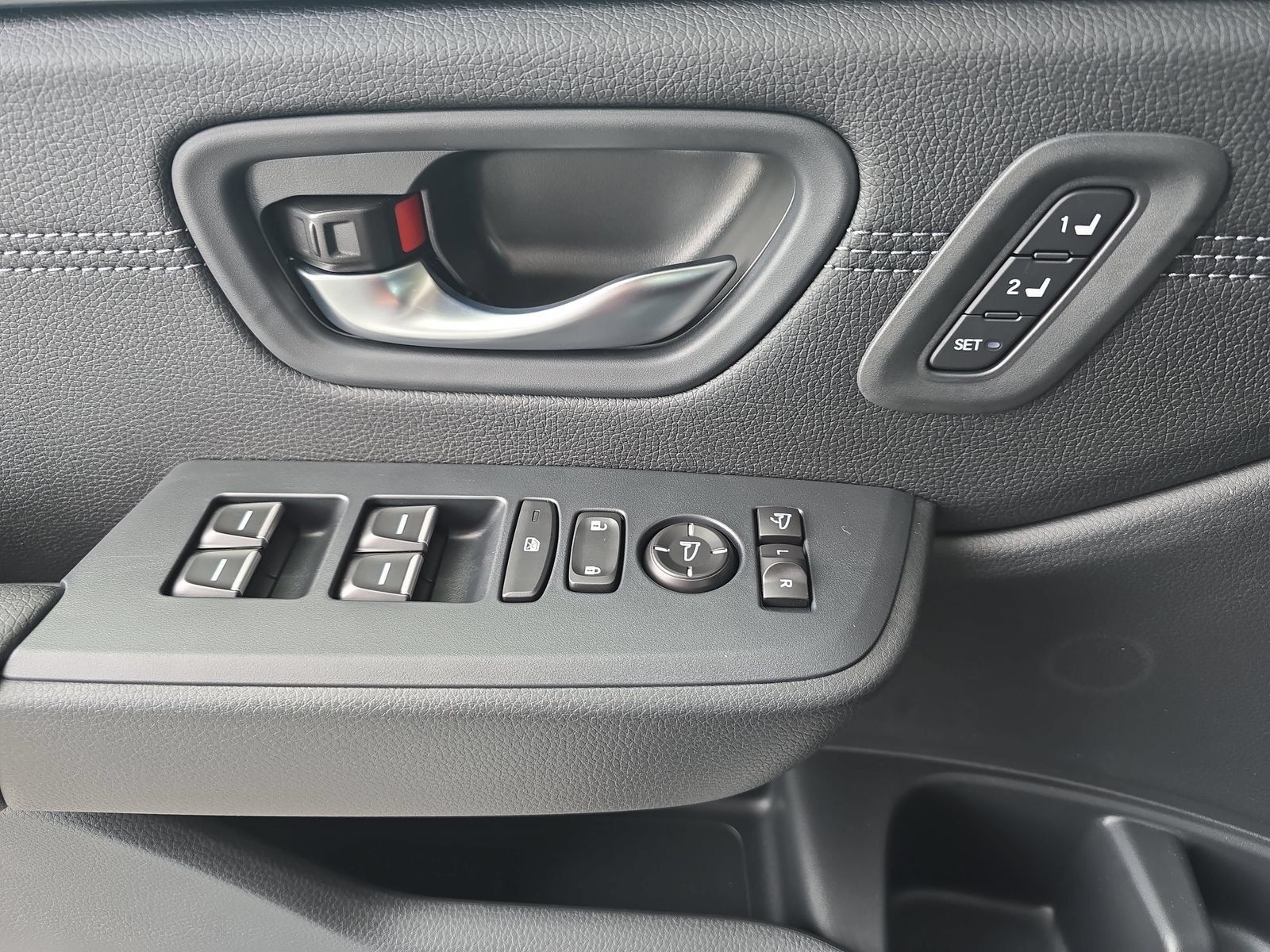 New 2026 Honda Pilot Touring image 28