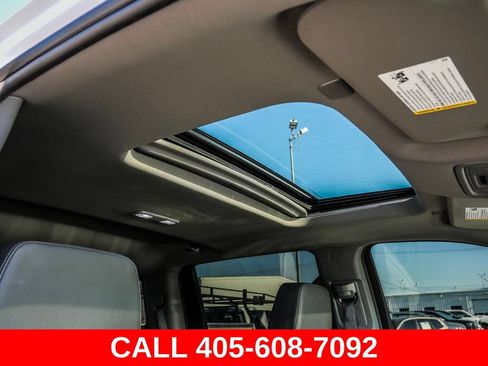 Used 2025 Chevrolet Silverado 3500 LTZ w/ LTZ Convenience Package AWD/4WD image 19