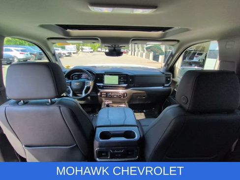 Used 2025 Chevrolet Silverado 1500 LTZ w/ LTZ Premium Package AWD/4WD image 21