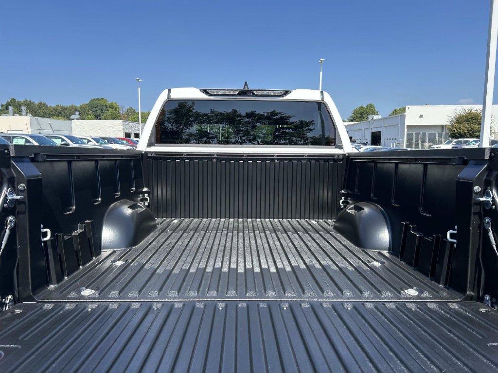 New 2026 Toyota Tundra SR5 AWD/4WD image 13