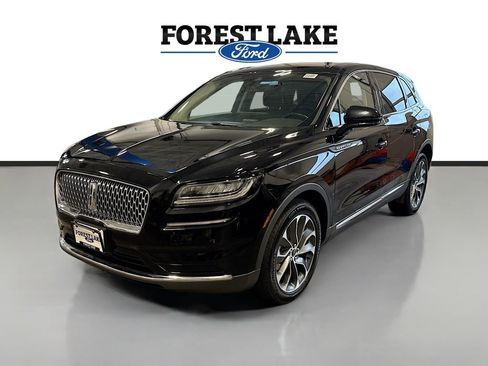 Used 2022 Lincoln Nautilus Reserve AWD/4WD image 3