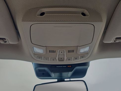 Used 2022 Ford Expedition XLT AWD/4WD image 19