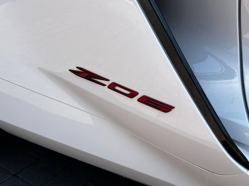 Used 2024 Chevrolet Corvette Z06 RWD image 10