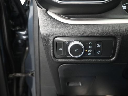 Used 2022 Ford Explorer XLT w/ Equipment Group 202A AWD/4WD image 25